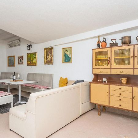 Ivana Apartments Макарска Номер фото