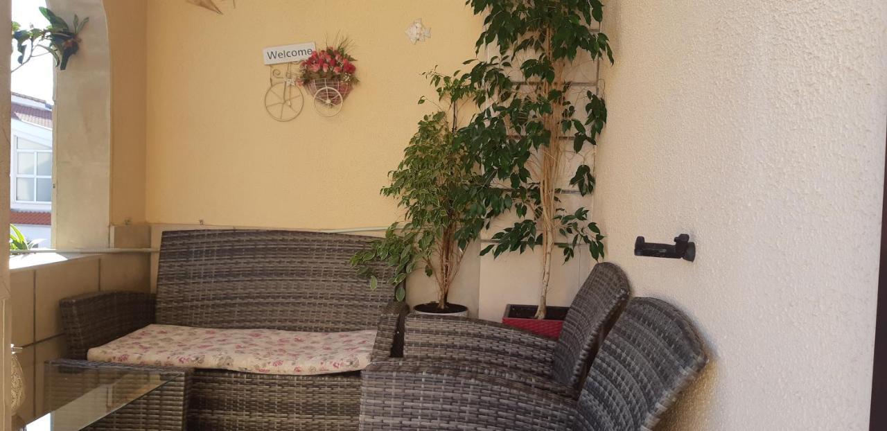 Ivana Apartments Макарска Экстерьер фото