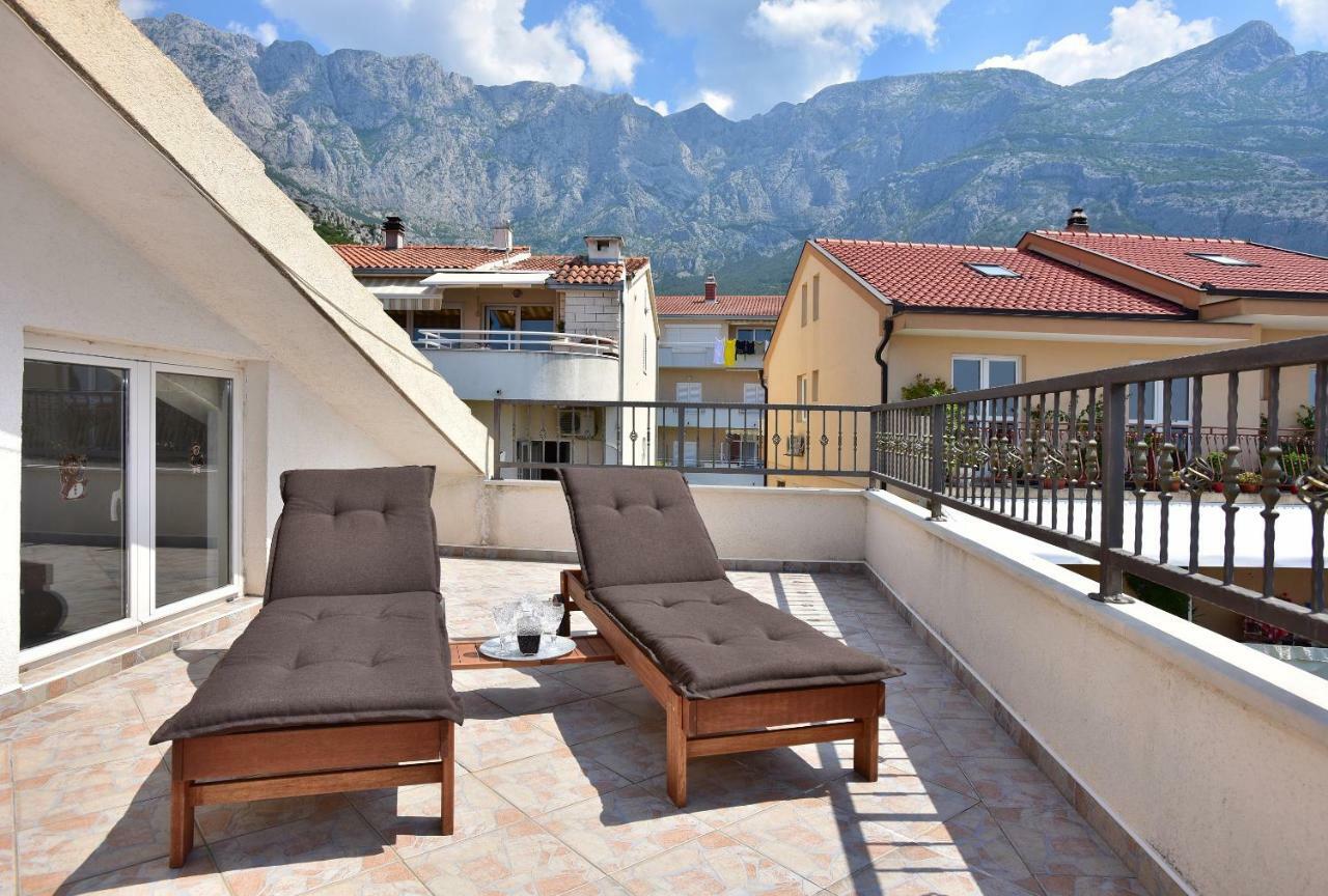 Ivana Apartments Макарска Экстерьер фото