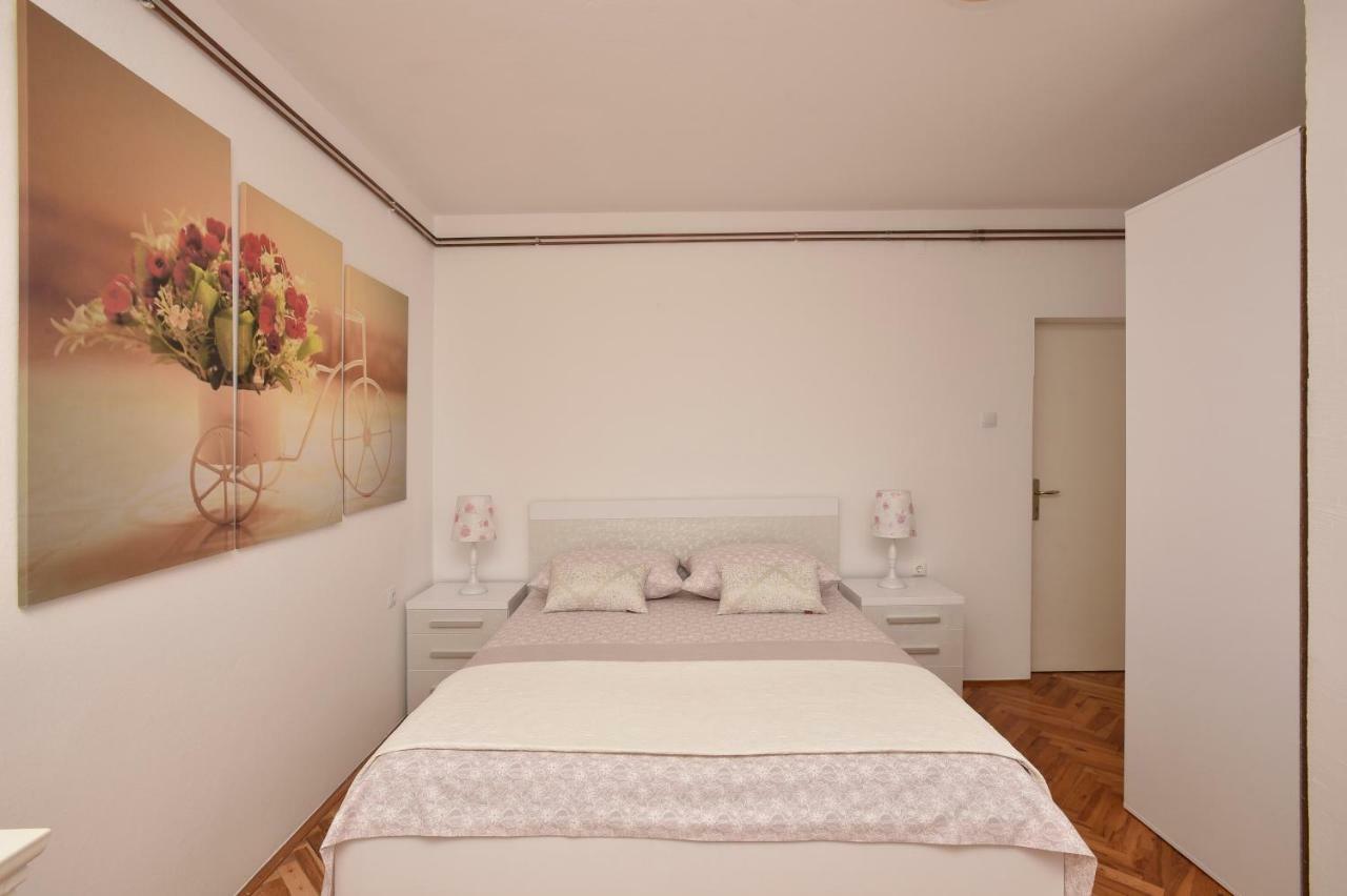Ivana Apartments Макарска Экстерьер фото